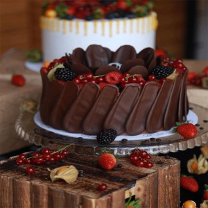 Lee Chocolate Fruit Cake